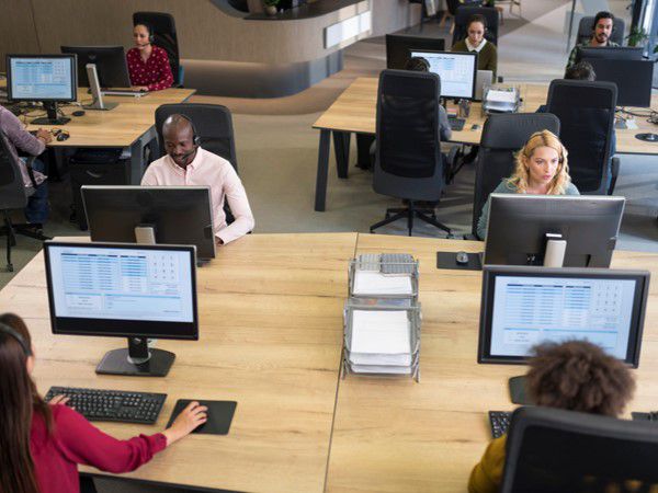 Refurbished computers desktops in call center